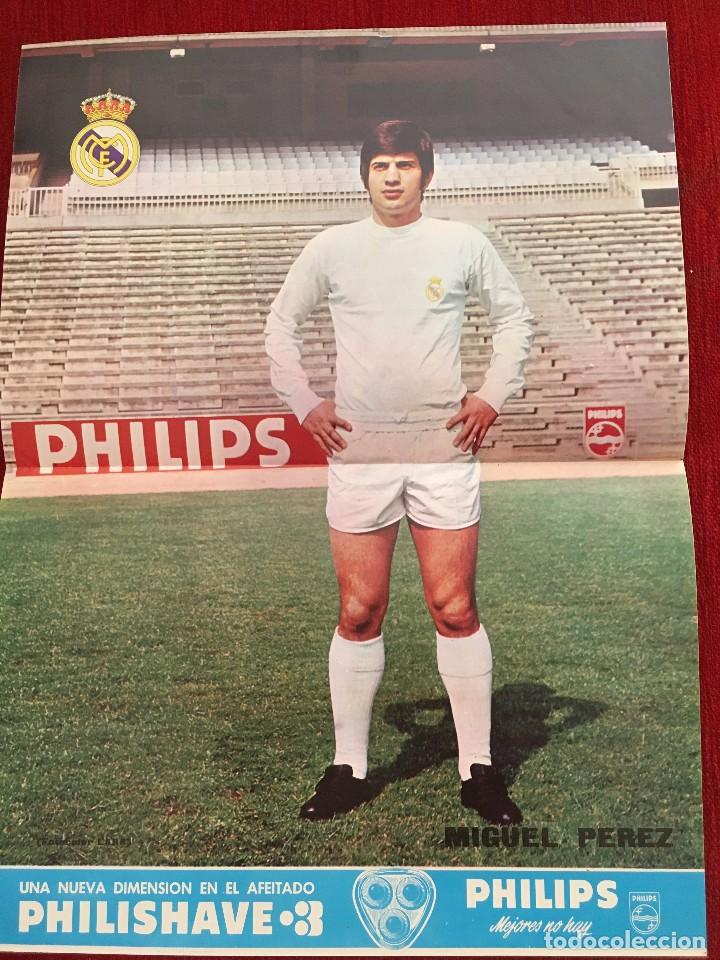 Coleccionismo deportivo: CARTEL POSTER REVISTA OFICIAL REAL MADRID MIGUEL PEREZ