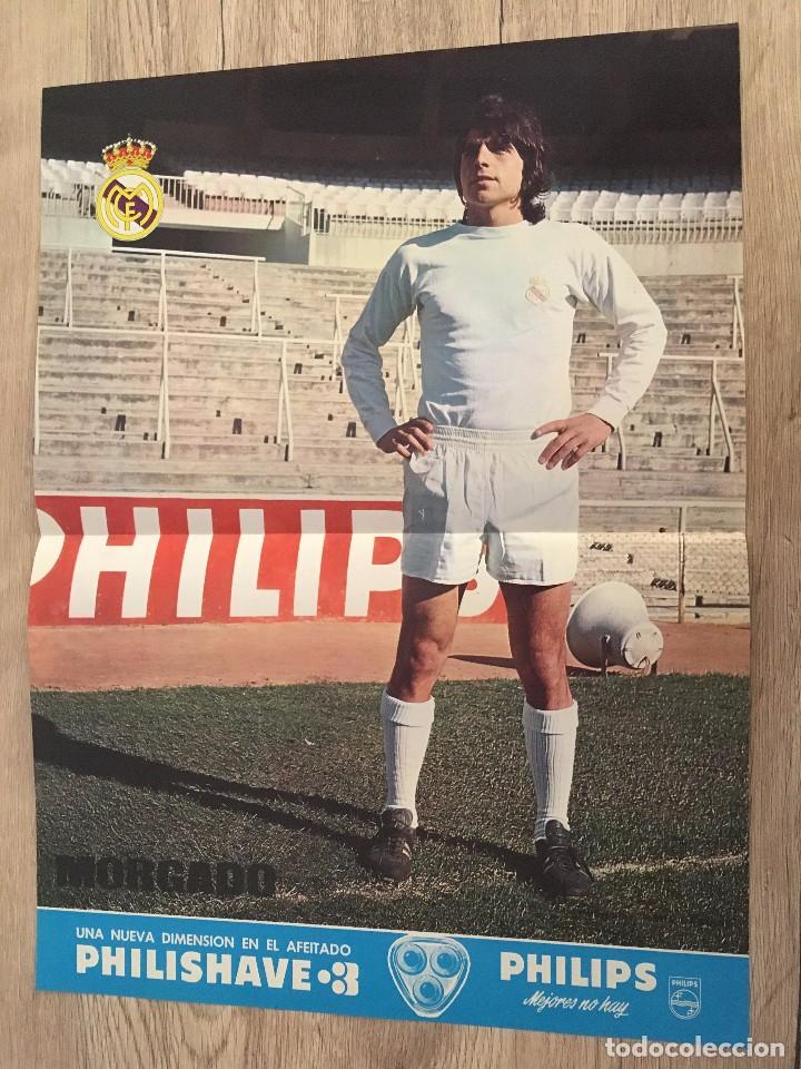 Coleccionismo deportivo: CARTEL POSTER JUGADOR MORGADO REVISTA OFICIAL REAL MADRID CON INFORMACION EN LA TRASERA