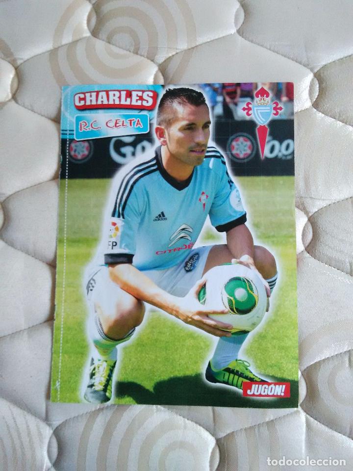 Coleccionismo deportivo: DOBLE P&Oacute;STER 1 P&Aacute;GINA JUG&Oacute;N. UN LADO CHARLES (CELTA) Y EL OTRO MARKO MAR&Iacute;N (SEVILLA)
