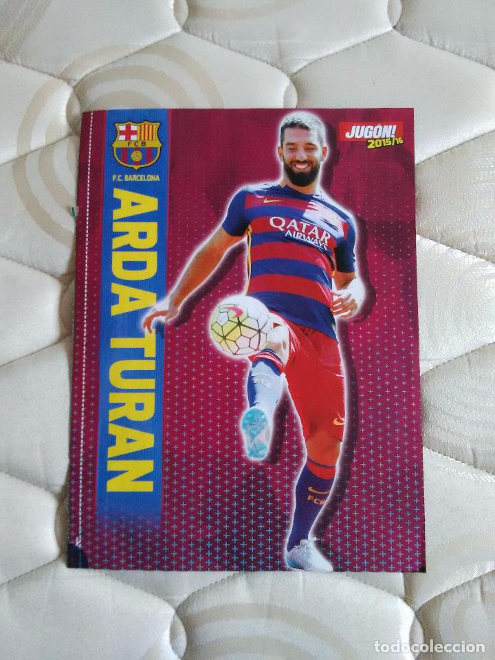 Coleccionismo deportivo: DOBLE P&Oacute;STER 1 P&Aacute;GINA JUG&Oacute;N. ARDA TURAN (F.C.BARCELONA, BAR&Ccedil;A) Y CARRASCO (ATL&Eacute;TICO DE MADRID)