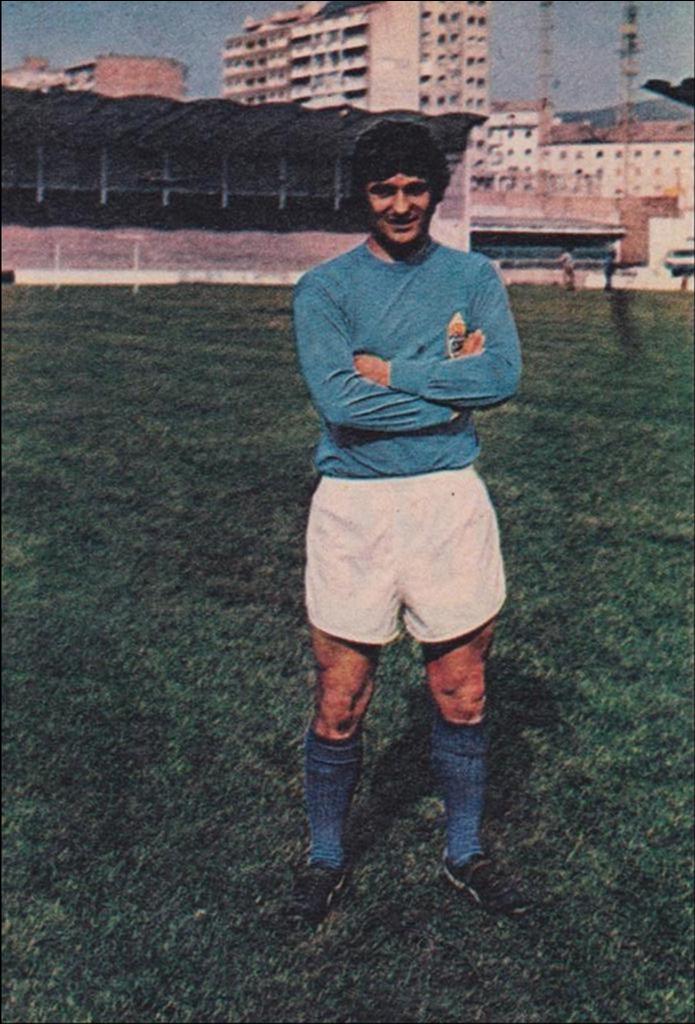 Colecionismo desportivo: REAL OVIEDO: Recorte de TENSI. A&ntilde;os 70