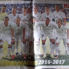 Coleccionismo deportivo: FÚTBOL POSTER REAL MADRID DIARIO MARCA ALINEACION LIGA TEMPORADA 2017. Lote 114613911