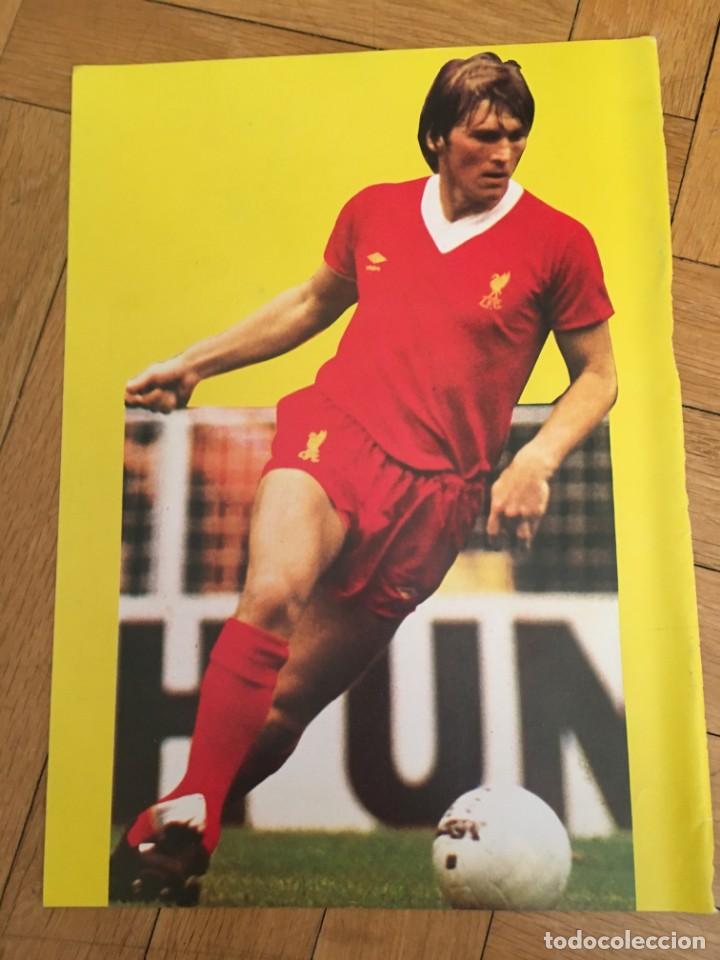 Coleccionismo deportivo: CARTEL POSTER DALGLISH CELTIC GLASGOW LIVERPOOL ESCOCIA CON INFORMACION DEL JUGADOR PLATINI