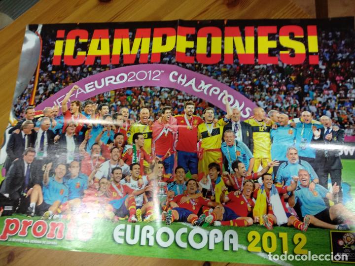 Coleccionismo deportivo: Poster Selecci&oacute;n Espa&ntilde;ola de f&uacute;tbol Eurocopa 2012 Campe&oacute;n. Revista Pronto 59x40