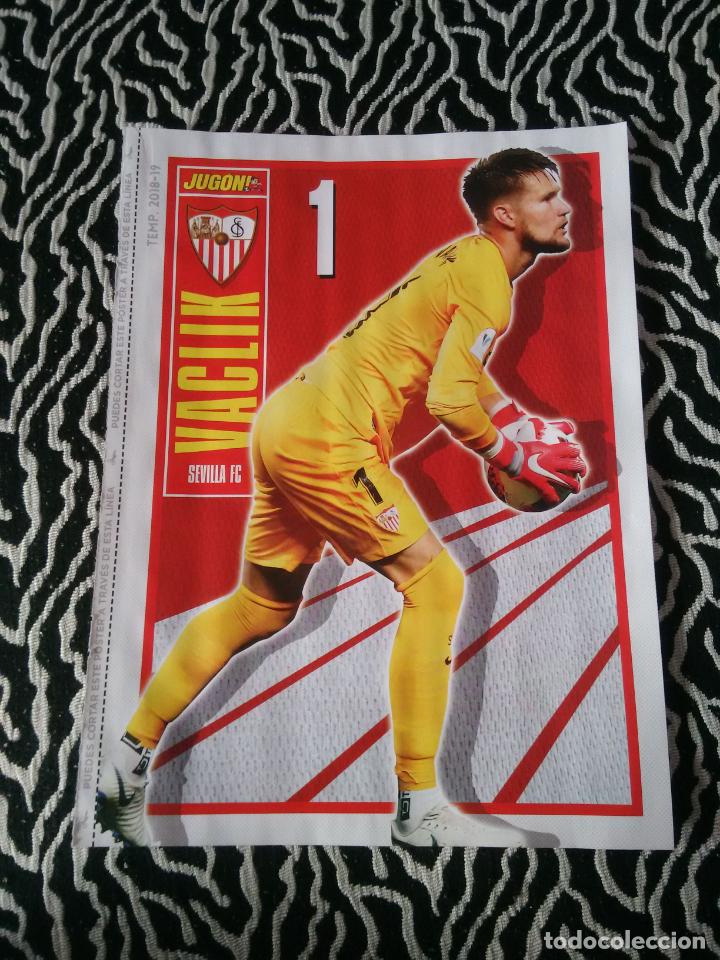 Collezionismo sportivo: DOBLE P&Oacute;STER 1 P&Aacute;GINA REVISTA JUG&Oacute;N 18-19: VACLIK (SEVILLA) Y BORJA MAYORAL (LEVANTE) 2018-2019
