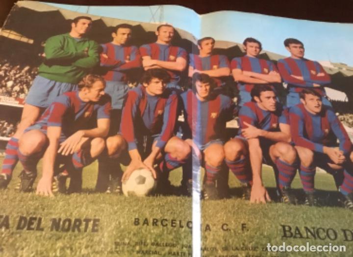 Coleccionismo deportivo: Antiguo p&oacute;ster barcelona - Foto 2