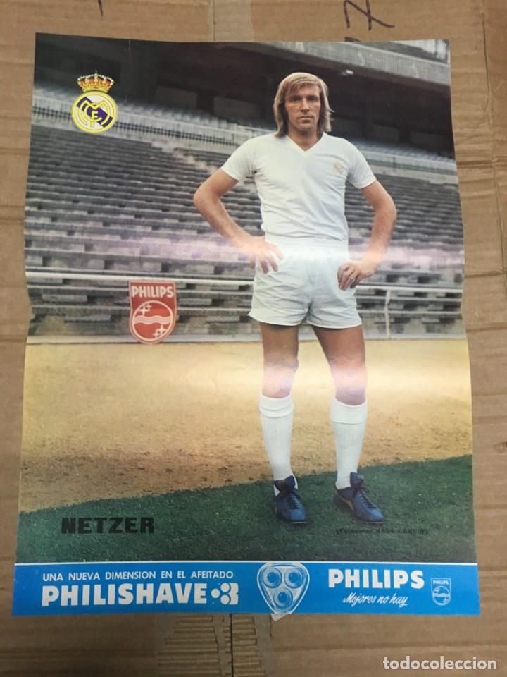 Sammelleidenschaft Sport: CARTEL POSTER OFICIAL REAL MADRID PHILIPS JUGADOR NETZER