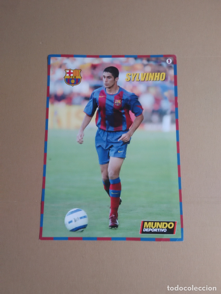 Collectionnisme sportif: N&ordm; 9 P&Oacute;STER SYLVINHO BARCELONA 2004-2005, BAR&Ccedil;A LIGA F&Uacute;TBOL 04-05 MUNDO DEPORTIVO (24,5 X 34 CM)