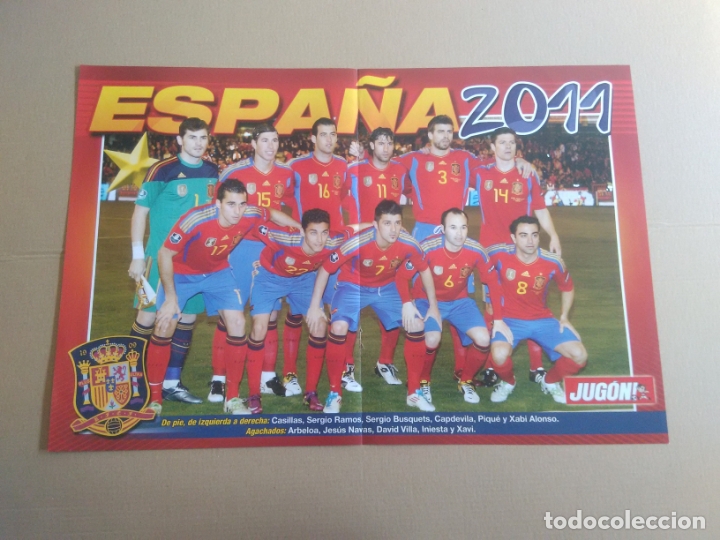 Sports collectibles: ESPA&Ntilde;A 2011, SELECCI&Oacute;N ESPA&Ntilde;OLA Y VALENCIA STARS: P&Oacute;STER 2 P&Aacute;GINAS REVISTA JUG&Oacute;N LIGA F&Uacute;TBOL