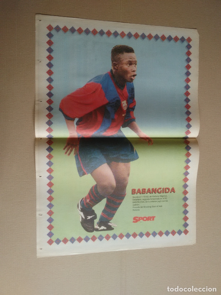 Collectionnisme sportif: ANTIGUO P&Oacute;STER 2 P&Aacute;GINAS DIARIO SPORT: BABANGIDA F.C.BARCELONA, BAR&Ccedil;A 98-99 LIGA F&Uacute;TBOL 1998-1999