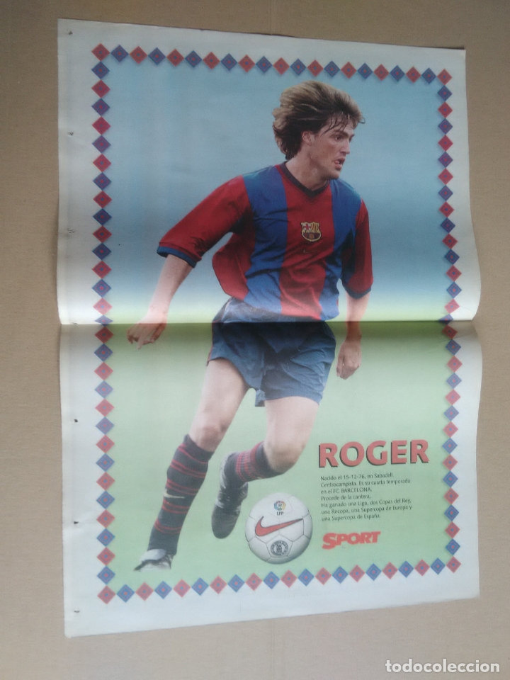 Collectionnisme sportif: ANTIGUO P&Oacute;STER 2 P&Aacute;GINAS DIARIO SPORT: ROGER F.C.BARCELONA, BAR&Ccedil;A 98-99 LIGA F&Uacute;TBOL 1998-1999