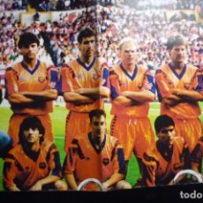Coleccionismo deportivo: POSTER GRANDE FUTBOL -EQUIPO F.C. BARCELONA - 1999.HOMENAJE A CRUYFF. Lote 175433640