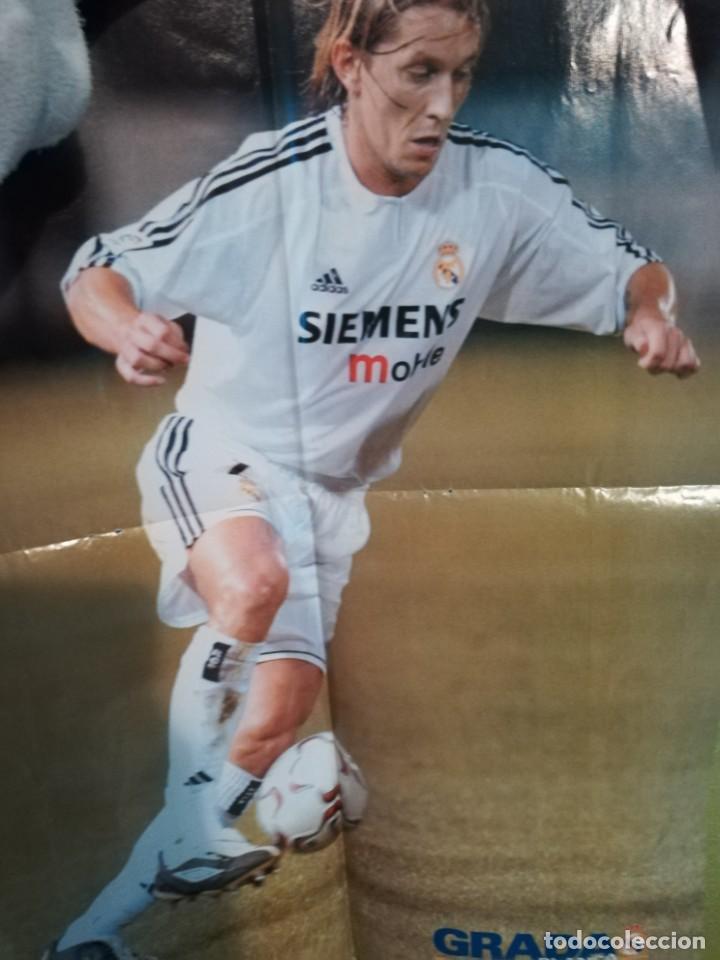 Coleccionismo deportivo: P&oacute;ster de jugadores del Real Madrid - Foto 3