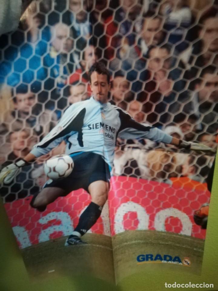 Coleccionismo deportivo: P&oacute;ster de jugadores del Real Madrid - Foto 11