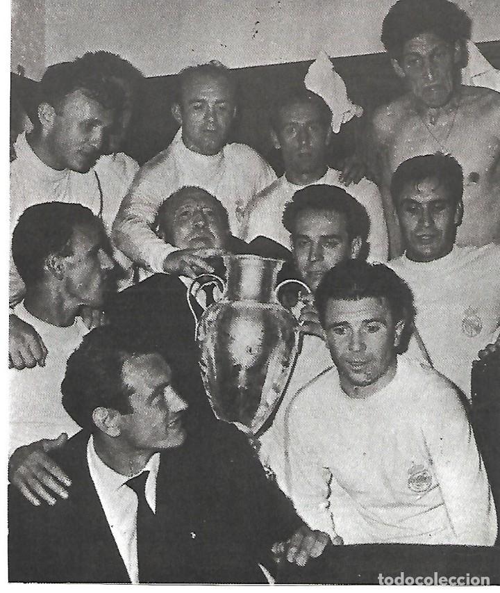 Collectionnisme sportif: REAL MADRID: Recorte con la Quinta en el vestuario de Glasgow