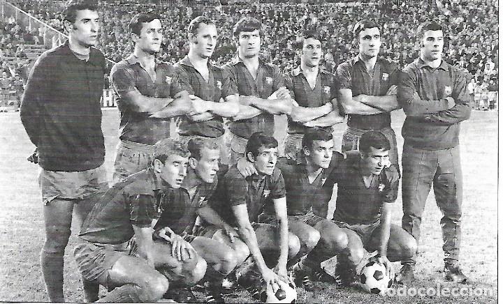 Sammelleidenschaft Sport: BAR&Ccedil;A: Recorte de un equipo de la temporada 69-70, 3 a 3 en el Bernab&eacute;u