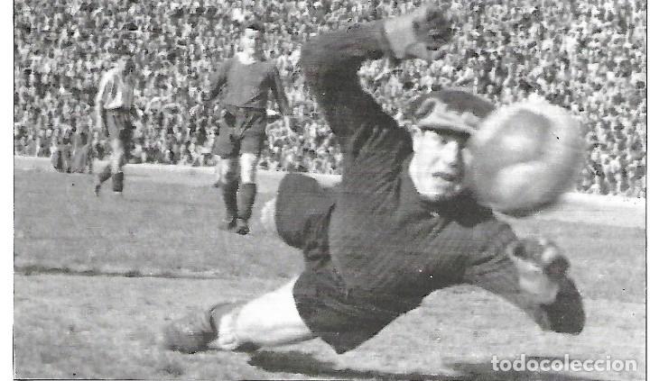 Collezionismo sportivo: BAR&Ccedil;A: Recorte del guardameta VELASCO en acci&oacute;n