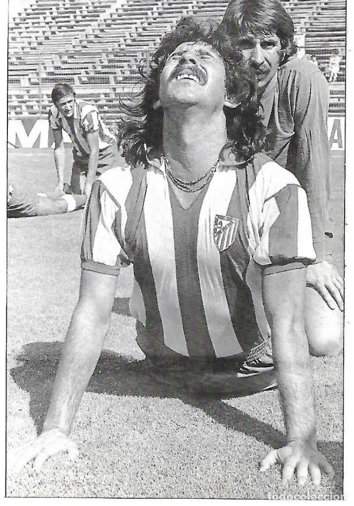 Collezionismo sportivo: ATL&Eacute;TICO DE MADRID: Recorte de AYALA y PACHECO entrenando