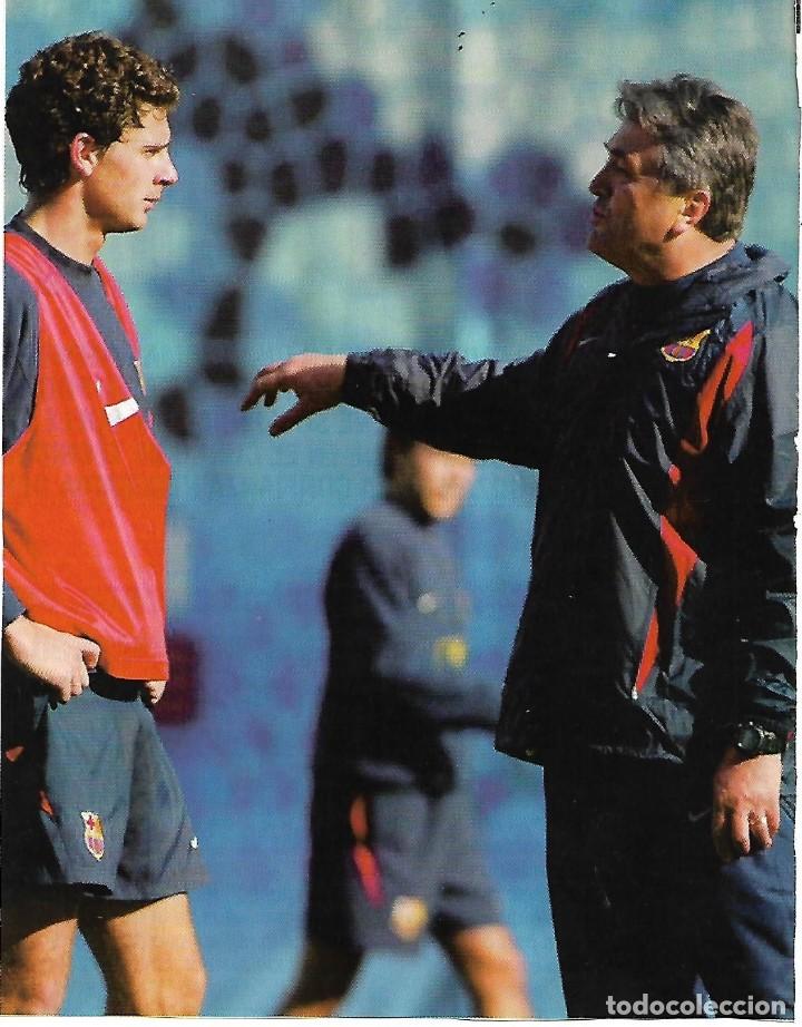 Collectionnisme sportif: BAR&Ccedil;A: Gran recorte de Radomir ANTIC d&aacute;ndole instrucciones a Thiago MOTTA