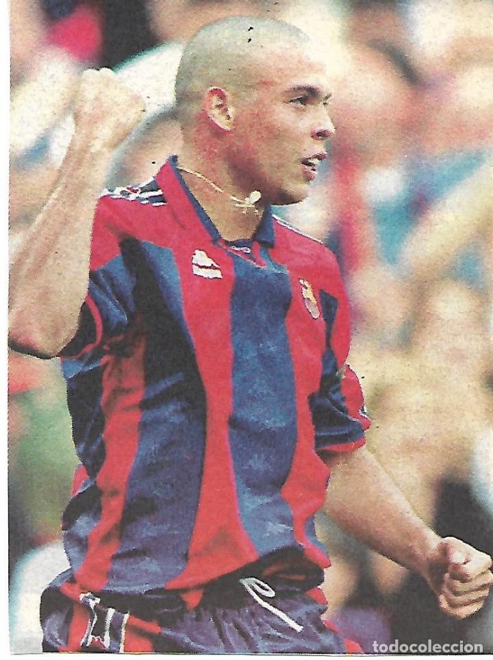 Collectionnisme sportif: BAR&Ccedil;A: Recorte de RONALDO tras marcar un gol