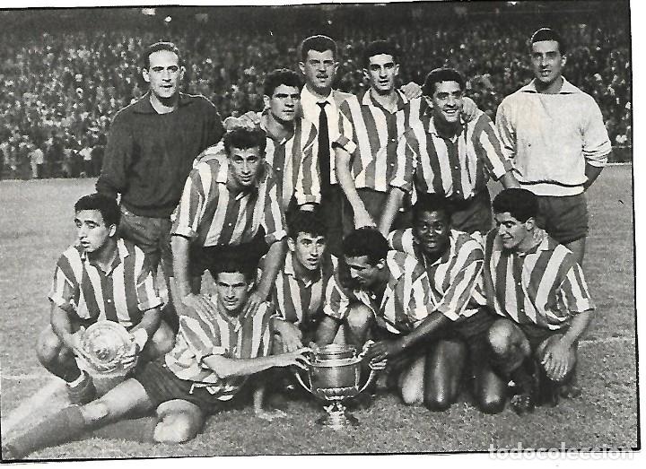 Collectionnisme sportif: ATL&Eacute;TICO DE MADRID: Recorte de los Campeones de Copa de 1960