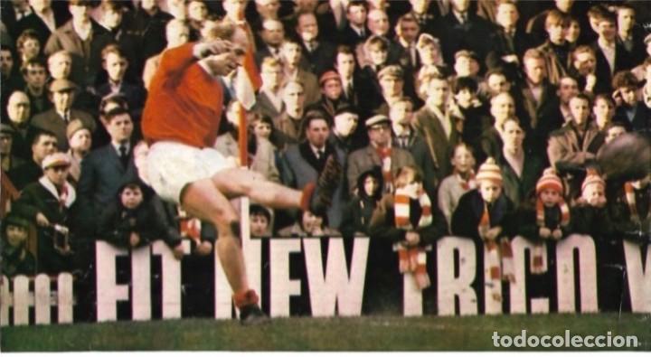 Collectionnisme sportif: MANCHESTER UNITED ( MANU ) : Gran recorte de BOBBY CHARLTON en acci&oacute;n