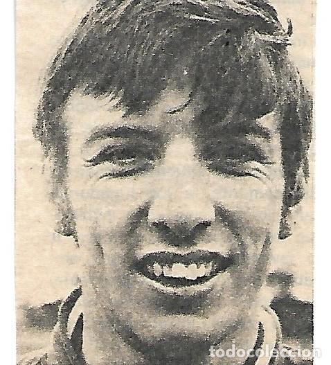 Collectionnisme sportif: SELECCI&Oacute;N DE F&Uacute;TBOL DE INGLATERRA: Recorte de Martin PETERS.1970