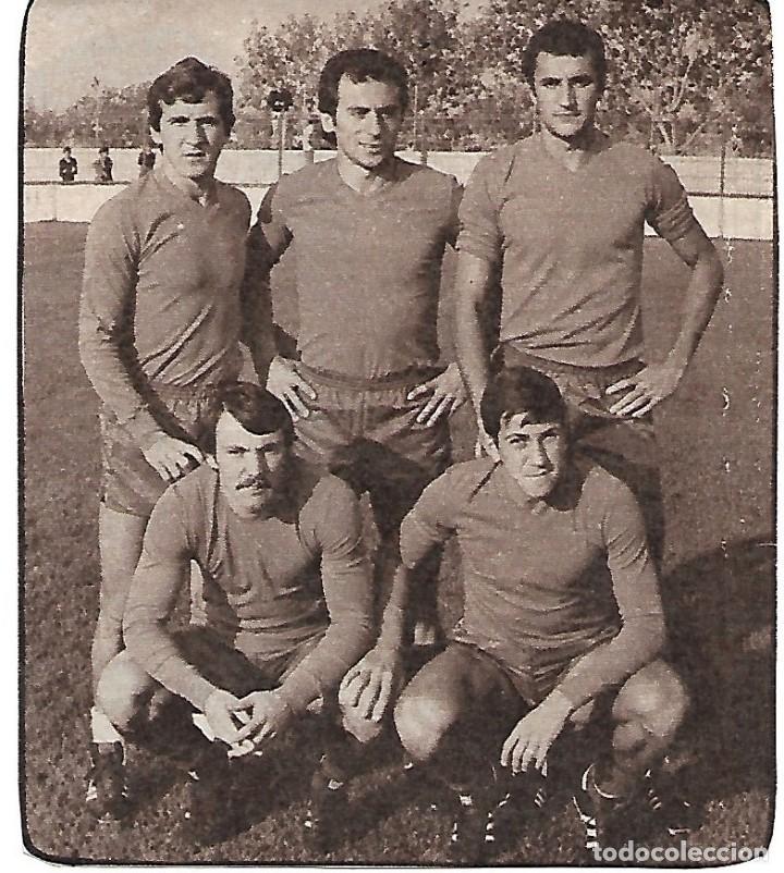 Collectionnisme sportif: Recorte de TENTE S&Aacute;NCHEZ con varios compa&ntilde;eros de la Selecci&oacute;n Espa&ntilde;ola.