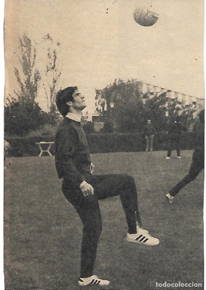 Collezionismo sportivo: ATHLETIC DE BILBAO: Gran recorte de ROJO I entrenando. Primeros a&ntilde;os 70