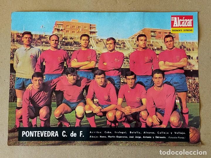 Sammelleidenschaft Sport: POSTER / LAMINA: PONTEVEDRA C. F. - TEMPORADA 1966-1967 - EL ALCAZAR. 66/67