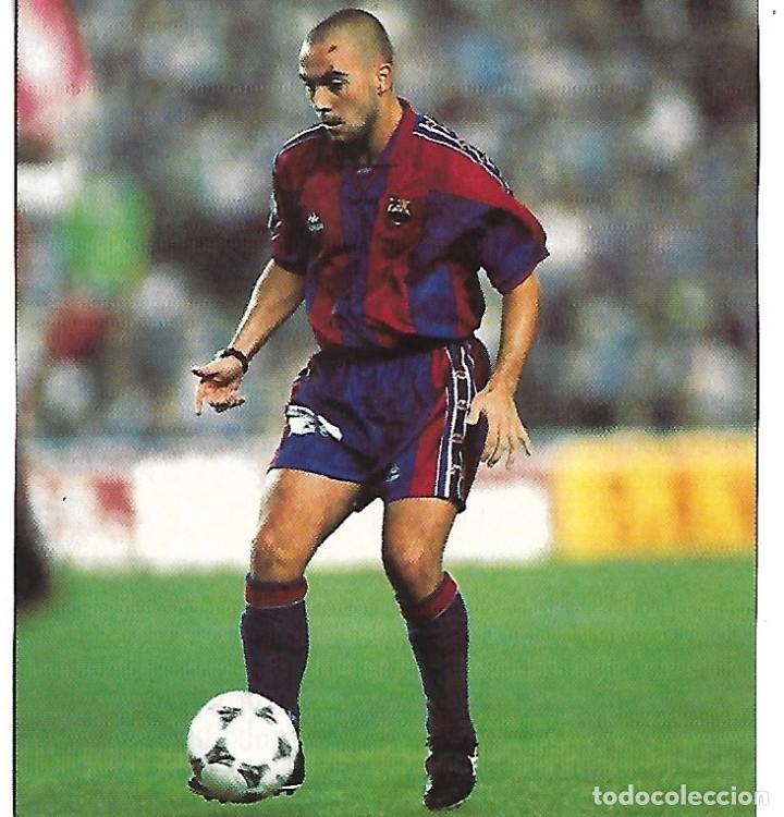 Coleccionismo deportivo: BAR&Ccedil;A: Recorte de IV&Aacute;N DE LA PE&Ntilde;A en acci&oacute;n - Foto 1
