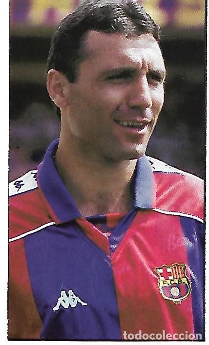 Coleccionismo deportivo: BAR&Ccedil;A. Recorte de Hristo STOICHKOV - Foto 1