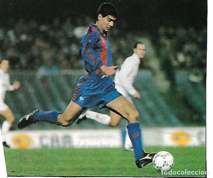 Coleccionismo deportivo: BAR&Ccedil;A: Recorte de Pep GUARDIOLA en acci&oacute;n - Foto 1