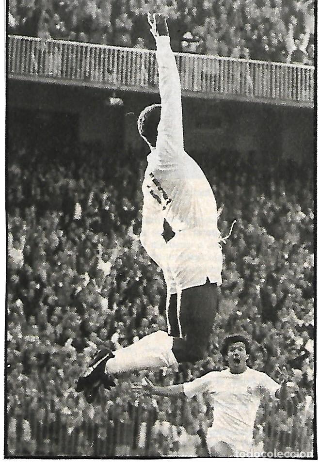 Sammelleidenschaft Sport: REALMADRID: Recorte de LAURiE CUNNINGHAN celebrando un gol. 1980