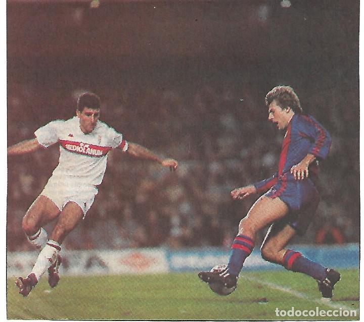 Collezionismo sportivo: BAR&Ccedil;A: Recorte de LAUDRUP y un milanista