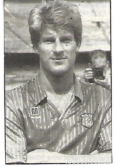 Coleccionismo deportivo: BAR&Ccedil;A: Recorte de LAUDRUP posando - Foto 1