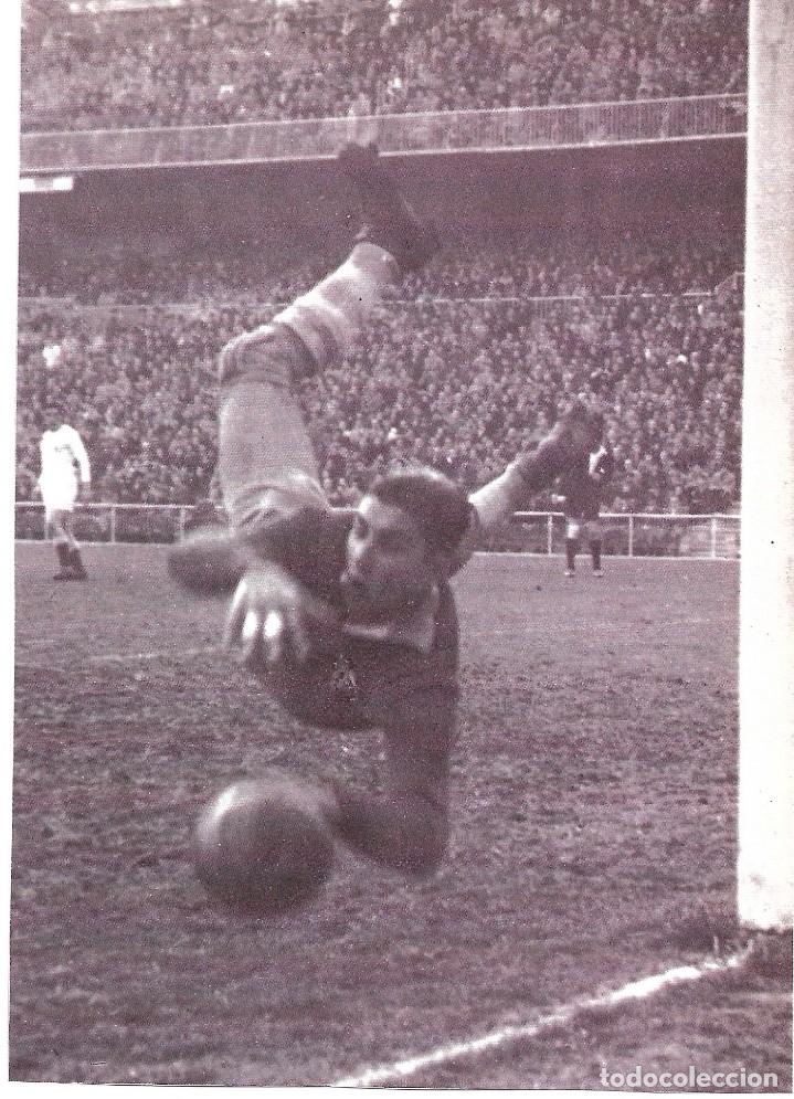 Collectionnisme sportif: REAL CLUB CELTA DE VIGO: Recorte de PAZOS en acci&oacute;n