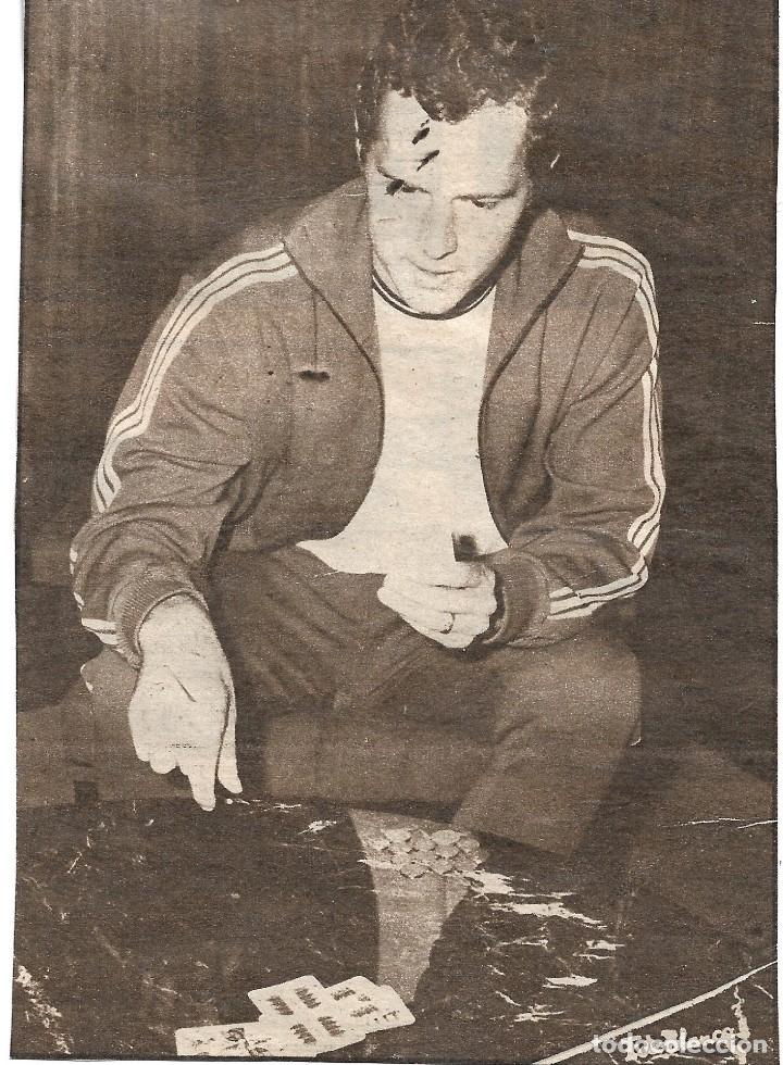 Sammelleidenschaft Sport: Recorte de BECKENBAUER jugando a las cartas. 1970
