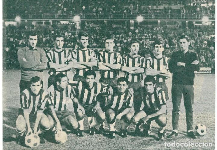 Coleccionismo deportivo: CD. M&Aacute;LAGA: Recorte de un equipo de la temporada 68-69