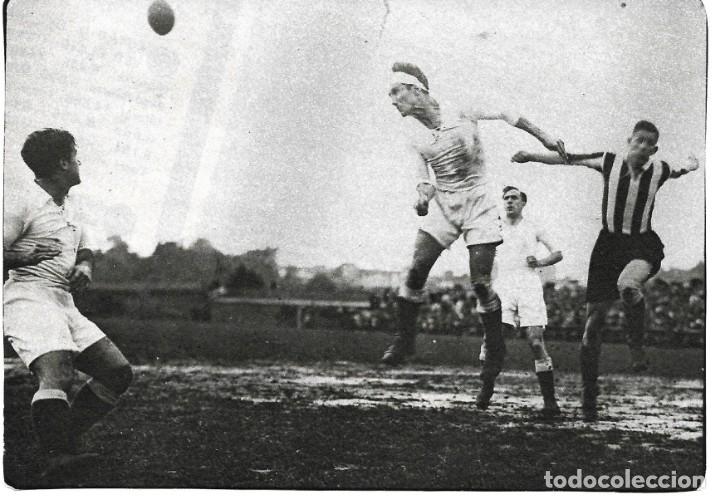 Collectionnisme sportif: REAL MADRID: Recorte de Jacinto QUINCOCES en acci&oacute;n