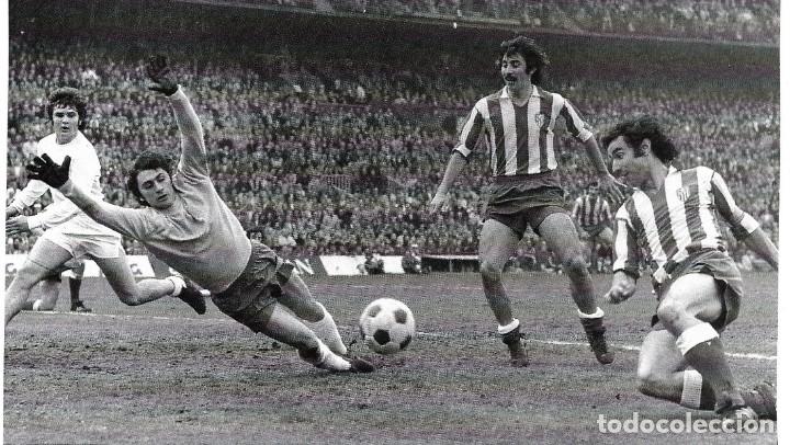 Collectionnisme sportif: REAL MADRID: Recorte de MIGUEL &Aacute;NGEL ante G&aacute;rate y Ayala