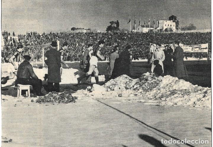 Collezionismo sportivo: Recorte de SAN LORENZO DE ALMAGRO saltando al viejo Metropolitano en 1946
