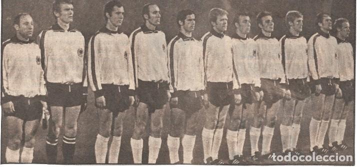Collezionismo sportivo: SELECCI&Oacute;N DE F&Uacute;TBOL DE ALEMANIA ( RFA ): Recorte de un equipo de 1970.