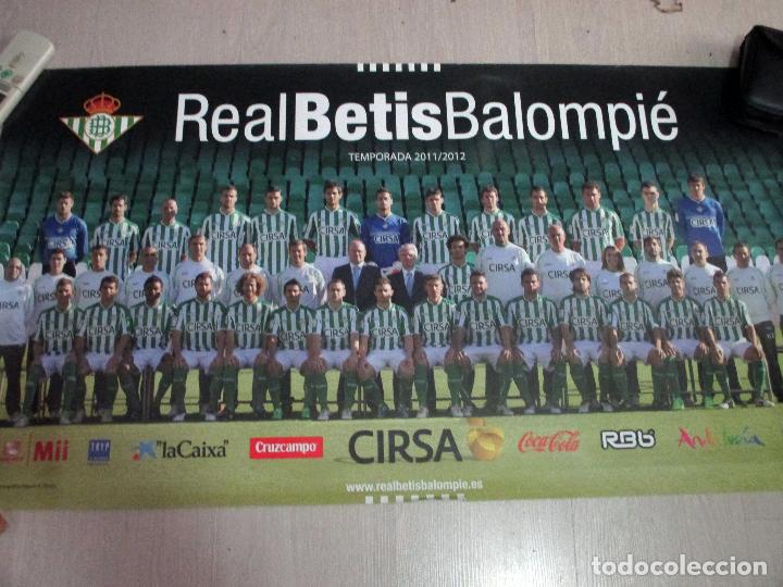 Coleccionismo deportivo: REAL BETIS. CARTEL 2011 - 2012. PLANTILLA. JUGADORES. 1 METRO.