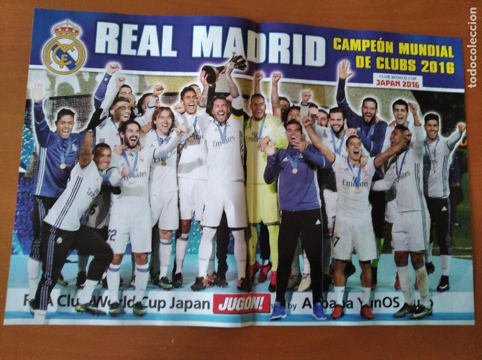 Coleccionismo deportivo: Poster Grande Doble Real Madrid Campeon Mundial Clubs 2016 y Messi - Barcelona - goly