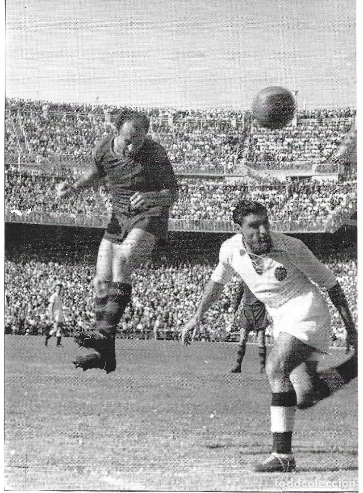 Coleccionismo deportivo: BAR&Ccedil;A: Recorte de C&Eacute;SAR en acci&oacute;n - Foto 1