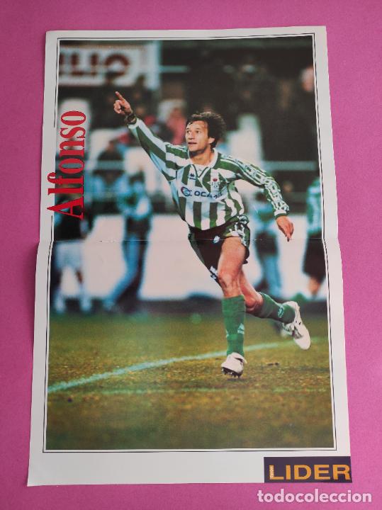 Collezionismo sportivo: POSTER ALFONSO REAL BETIS BALOMPIE - REVISTA EQUIPO LIDER