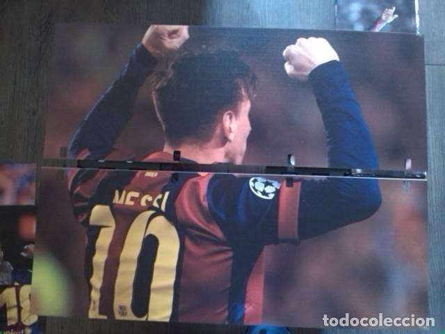 Coleccionismo deportivo: L&aacute;mina decorativa doble Bar&ccedil;a FCB Messi celebrando. Medidas: 15 X 40 cm por l&aacute;mina. Figura complet