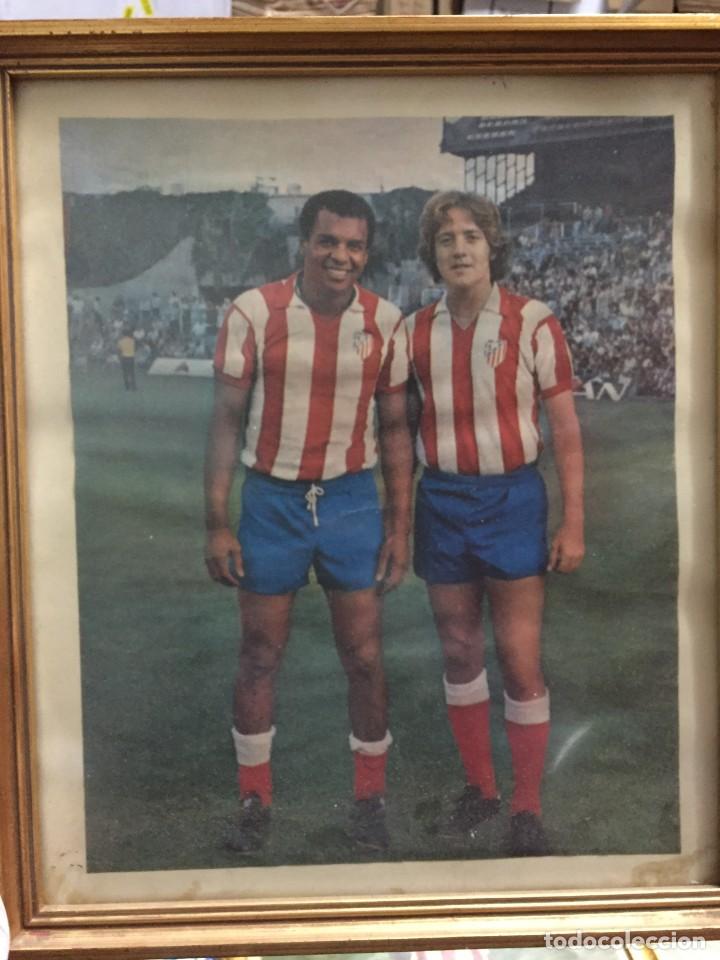 Sammelleidenschaft Sport: CUADRO POSTER CARTEL LEIVINHA Y PEREIRA ATLETICO MADRID