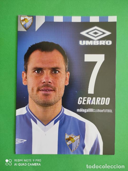 Sammelleidenschaft Sport: FOTO POSTAL MALAGA CF 11,5cm X 16,5cm UMBRO TEMPORADA 03 04 2003 2004 TARJETA N&ordm; 7 GERARDO